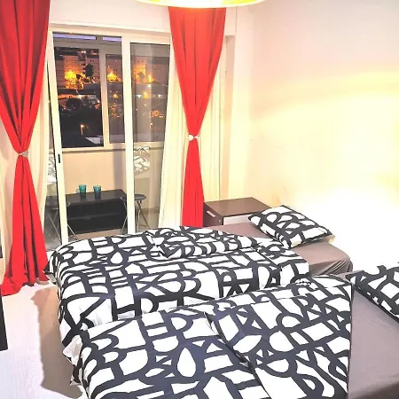 Πανσιόν Twin Sharing Furnished Near The River And Brao De Prata Station *
